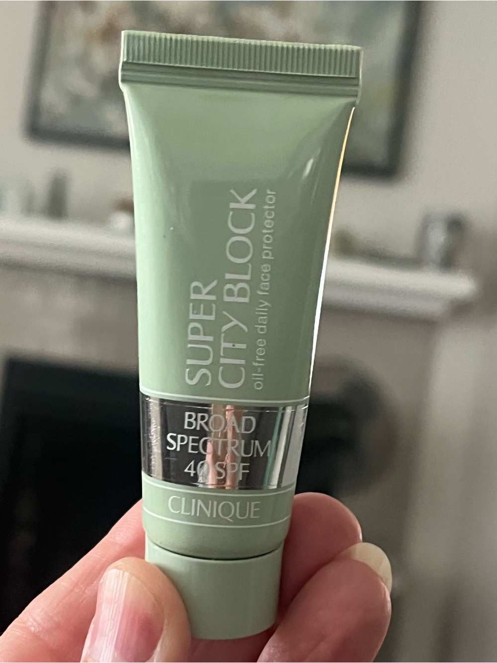 New Clinique Super City Block 40 spf